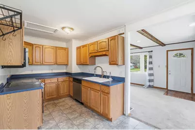 818 Brookwood Drive, Bellefontaine, OH 43311 - Photo 9