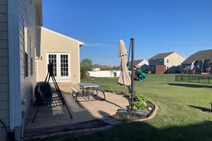 1144 Red Maple Dr, Troy, OH 45373 - Photo 57