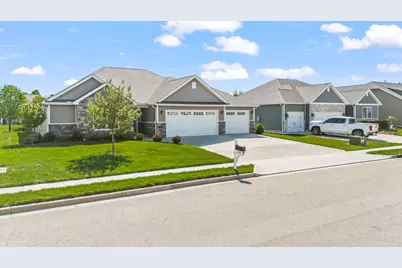 1151 Parklawn Court, Troy, OH 45373 - Photo 3