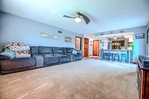 790 Chaucer Ln, Tipp City, OH 45371 - Photo 9