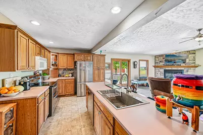 3118 N County Road 5, Bellefontaine, OH 43311 - Photo 13