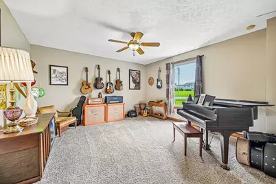 3118 N County Road 5, Bellefontaine, OH 43311 - Photo 7