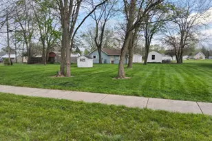 34 S High St, Montezuma, OH 45866 - Photo 5