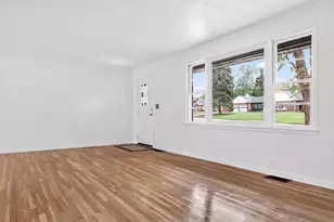 1001 N Park St, Bellefontaine, OH 43311 - Photo 5