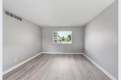 1805 Coretta Court, Dayton, OH 45417 - Photo 5