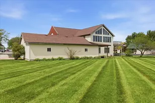 718 E Wayne St, Celina, OH 45822 - Photo 11