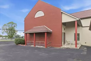 718 E Wayne St, Celina, OH 45822 - Photo 7