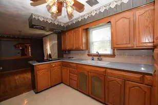 1121 Edinger Rd, Urbana, OH 43078 - Photo 9