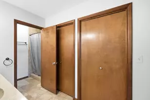 196 Cambria Dr, Dayton, OH 45440 - Photo 27