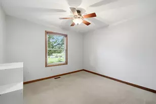 196 Cambria Dr, Dayton, OH 45440 - Photo 37
