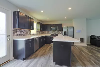 517 Skyway Drive, Springfield, OH 45505 - Photo 11