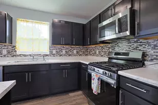 517 Skyway Dr, Springfield, OH 45505 - Photo 13