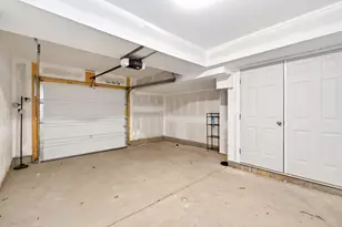 24 N Center St, Springfield, OH 45502 - Photo 33