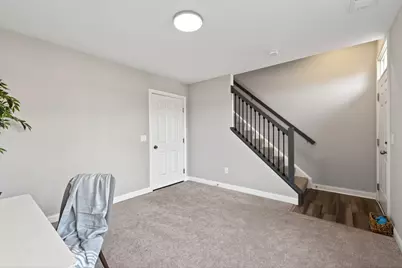 24 N Center Street, Springfield, OH 45502 - Photo 7