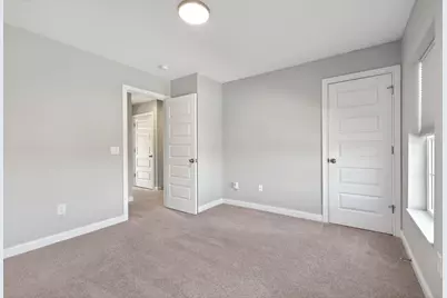 24 N Center Street, Springfield, OH 45502 - Photo 31