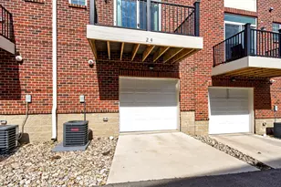 24 N Center St, Springfield, OH 45502 - Photo 35