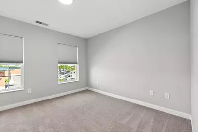 24 N Center Street, Springfield, OH 45502 - Photo 29