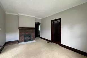 143 N Stanley St, Bellefontaine, OH 43311 - Photo 7
