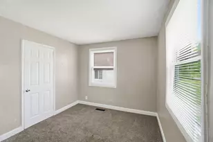 4428 Eichelberger Ave, Dayton, OH 45406 - Photo 13