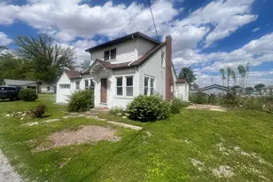 310 Park Ave, Lakeview, OH 43331 - Photo 1