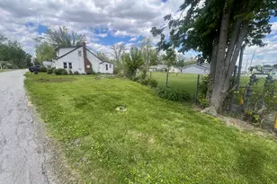 310 Park Ave, Lakeview, OH 43331 - Photo 3