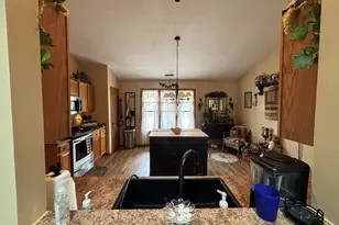 1524 New Castle Ln, Springfield, OH 45503 - Photo 13