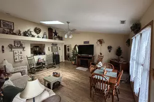 1524 New Castle Ln, Springfield, OH 45503 - Photo 7