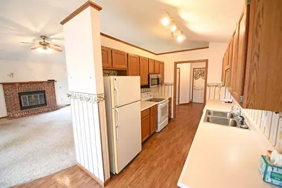 425 Richard, Tipp City, OH 45371 - Photo 5