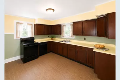 520 E Sandusky Avenue, Bellefontaine, OH 43311 - Photo 7