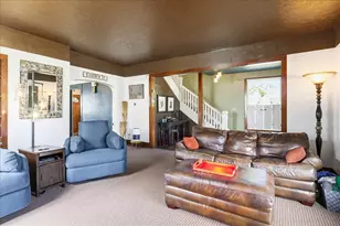 213 E Court St, Urbana, OH 43078 - Photo 9