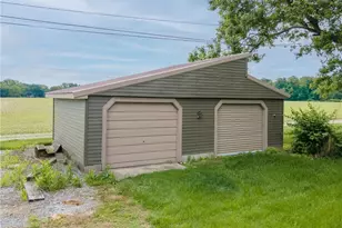 6065 Country Estates Dr, Tipp City, OH 45371 - Photo 9