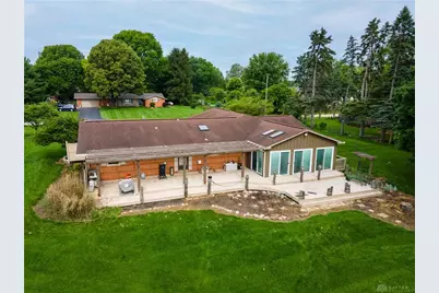 6065 Country Estates Drive, Tipp City, OH 45371 - Photo 7
