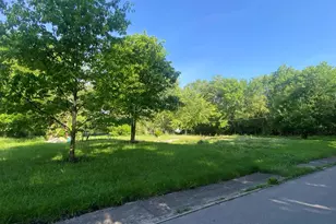 527 Walker St, Bellefontaine, OH 43311 - Photo 1