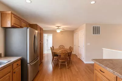 517 N Elm Street, Bellefontaine, OH 43311 - Photo 9