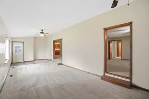 1700 W Sparrow Rd, Springfield, OH 45502 - Photo 35