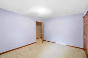 1700 W Sparrow Rd, Springfield, OH 45502 - Photo 47