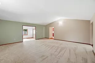 1700 W Sparrow Rd, Springfield, OH 45502 - Photo 29