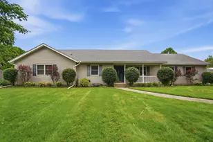 1700 W Sparrow Rd, Springfield, OH 45502 - Photo 7