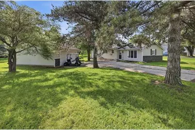 1155 W Choctaw Drive, London, OH 43140 - Photo 3