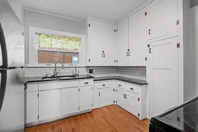 242 Lonsdale Avenue, Oakwood, OH 45419 - Photo 13