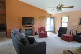2036 Sloan Rd, Urbana, OH 43078 - Photo 9