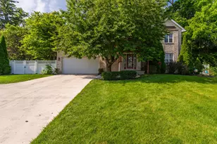 3415 Shakertown Rd, Beavercreek, OH 45430 - Photo 7