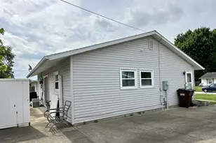 1295 June Dr, Xenia, OH 45385 - Photo 13