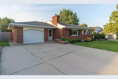 822 Barbara Lane, Wapakoneta, OH 45895 - Photo 5