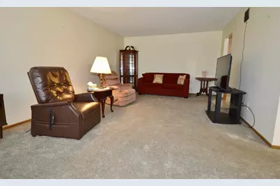 4936 E Brannan Drive, Springfield, OH 45502 - Photo 7