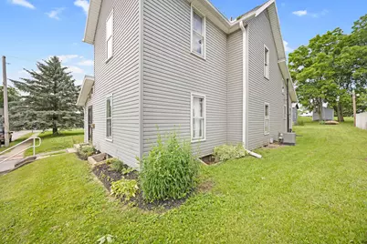 109 N Springhill Street, Bellefontaine, OH 43311 - Photo 11