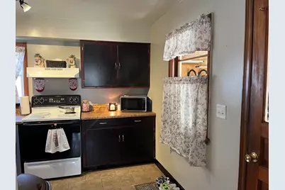 1512 Grimes Circle, Urbana, OH 43078 - Photo 9