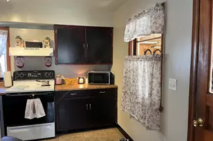 1512 Grimes Cir, Urbana, OH 43078 - Photo 9