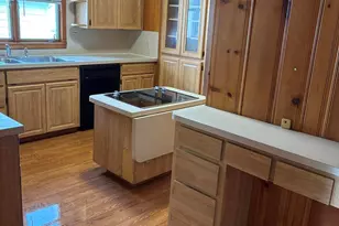 710 S Wayne St, Saint Marys, OH 45885 - Photo 9