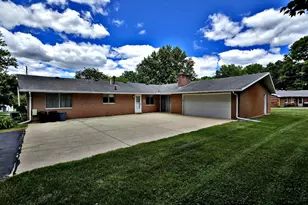 2082 Stowe Dr, Springfield, OH 45505 - Photo 3